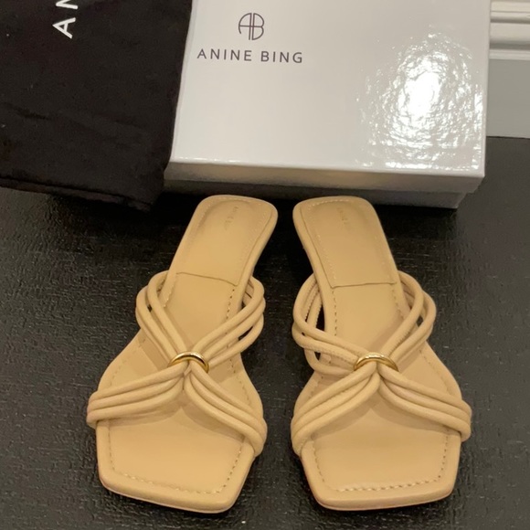 Anine Bing Suki Sandal Size: EU 37 - Picture 7 of 11